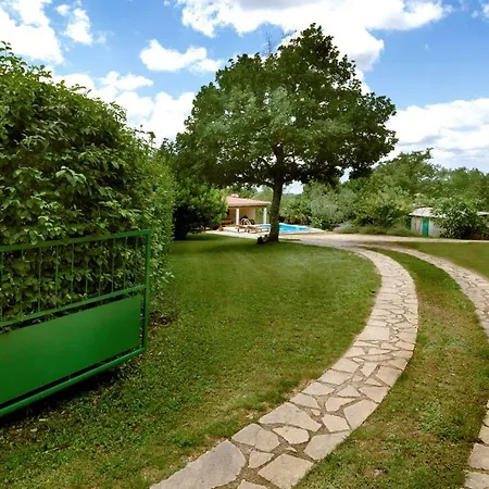 Holiday Ecio , S Velikim Vrtom, Potpuno Ogradena, *